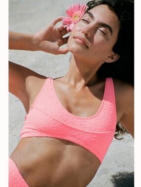 free-est Farrah Crop Bikini Top - ELECTRIC SHRIMP